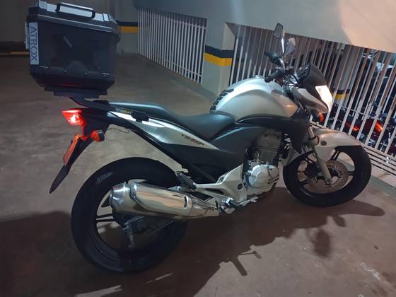 HONDA CB 300R HONDA CB 300R
